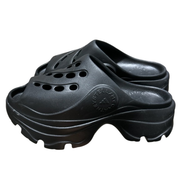 adidas by Stella McCartney logo-embossed perforated slides Size 9 - Picture 5 of 6